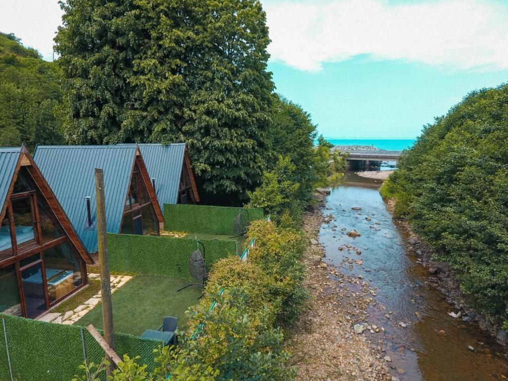 Oce Bungalow Ardesen ภายนอก รูปภาพ